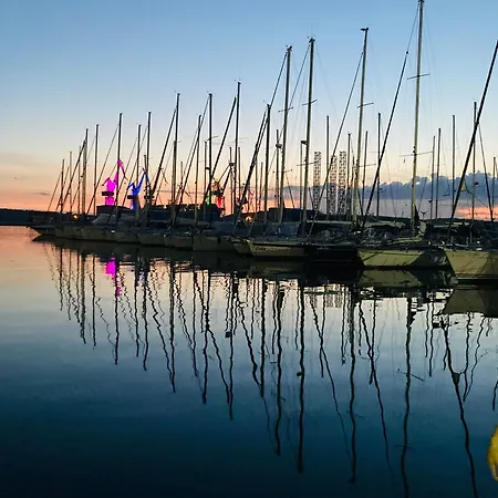 In The Center & & Quiet *