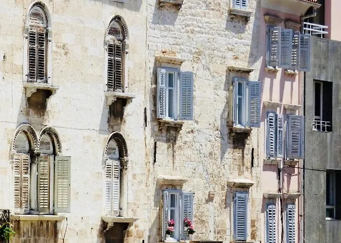 Apartment In The Center & & Quiet Pula