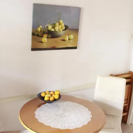 In The Center & & Quiet Apartment Pula