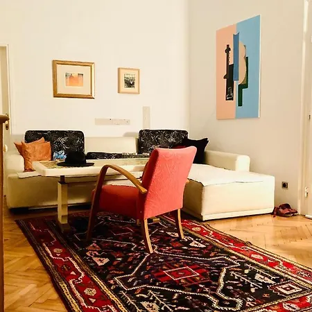 Apartment In The Center & & Quiet *