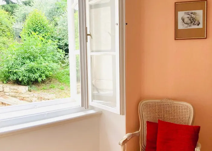 In The Center & & Quiet * Pula